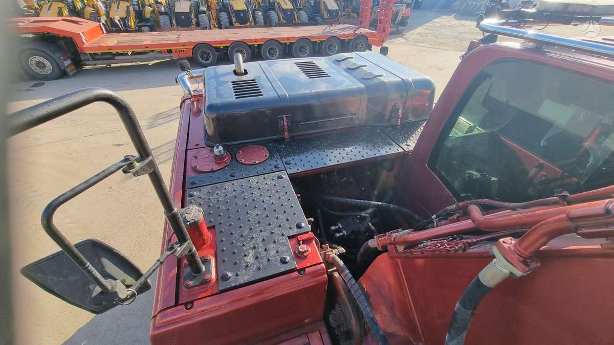 Hyundai Robex 220 LC-9 A + Rototilt, экскаваторы