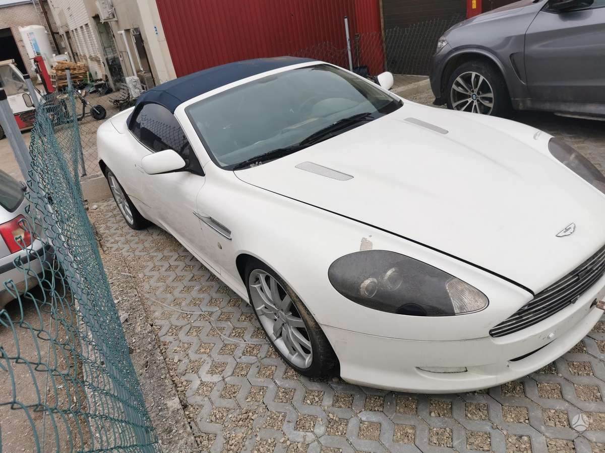 Aston Martin DB9, 5.9 l., coupe