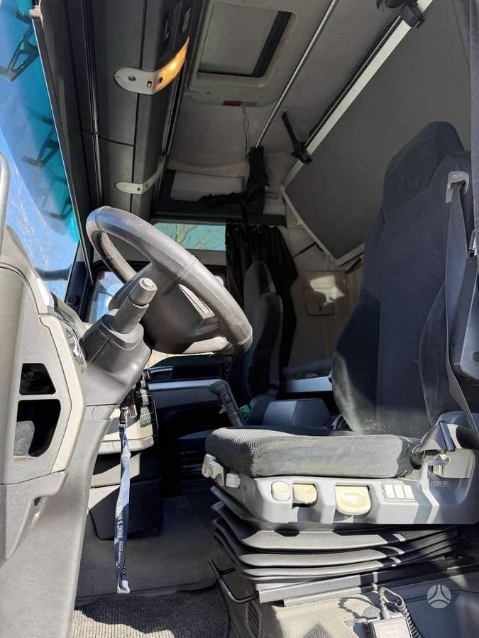 MAN TGX 18.440 Manual, ADR, double sleeper