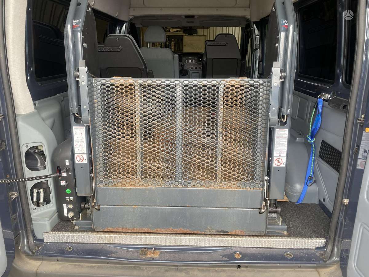 Ford Tranzit, пассажирские микроавтобусы