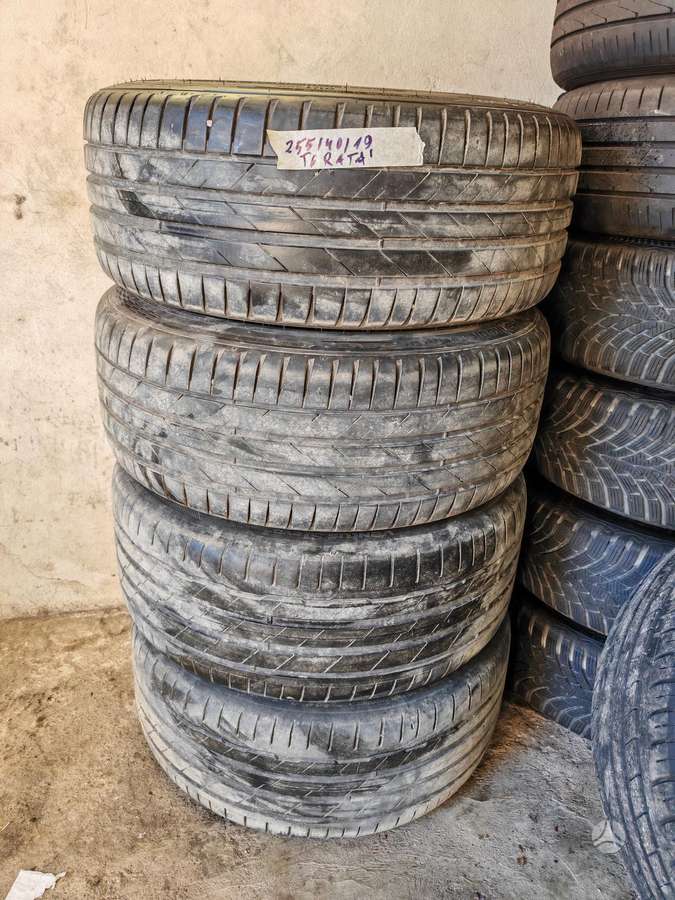 Hankook, summer 255/40 R19