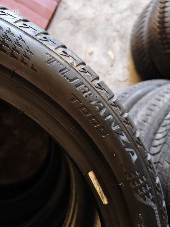 Bridgestone, vasaras 245/40 R19