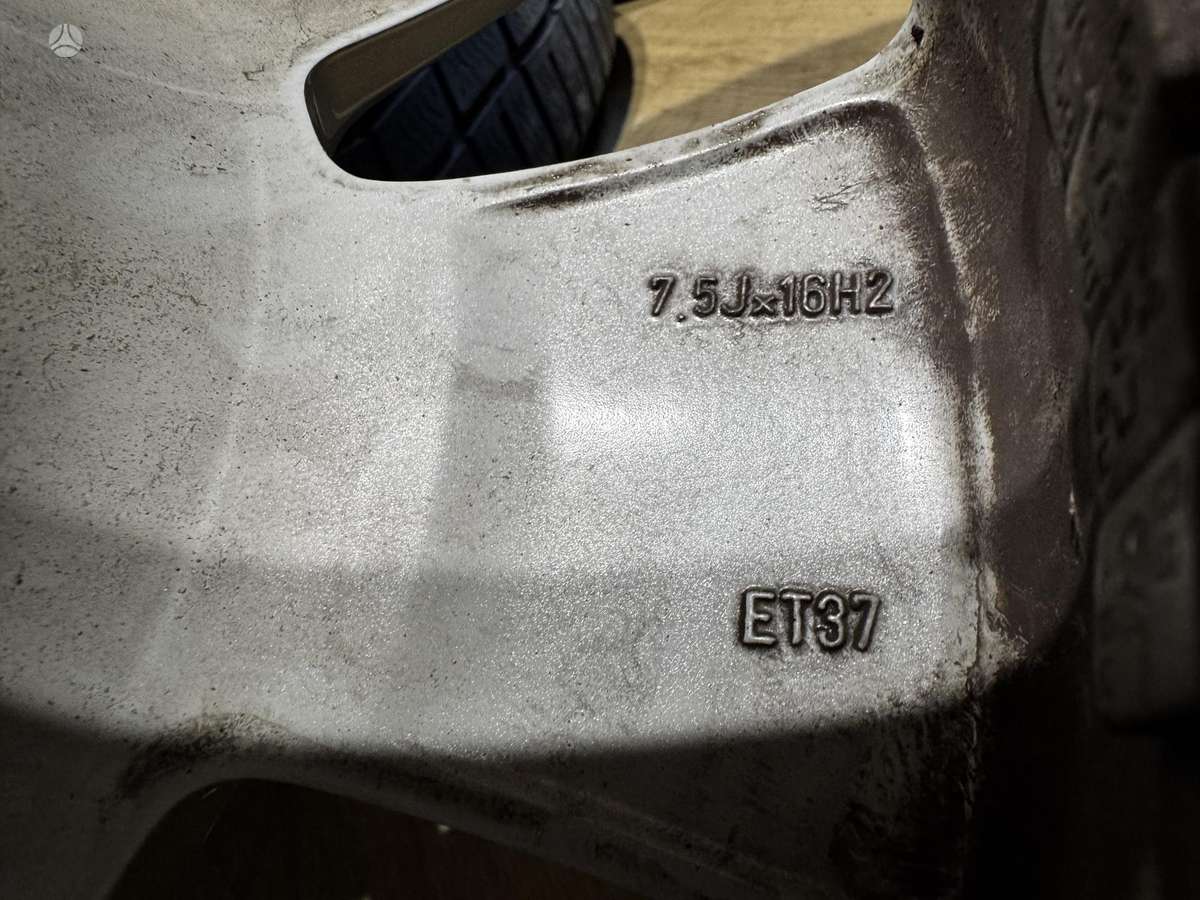Audi A6 C7 su padangomis, light alloy, R16