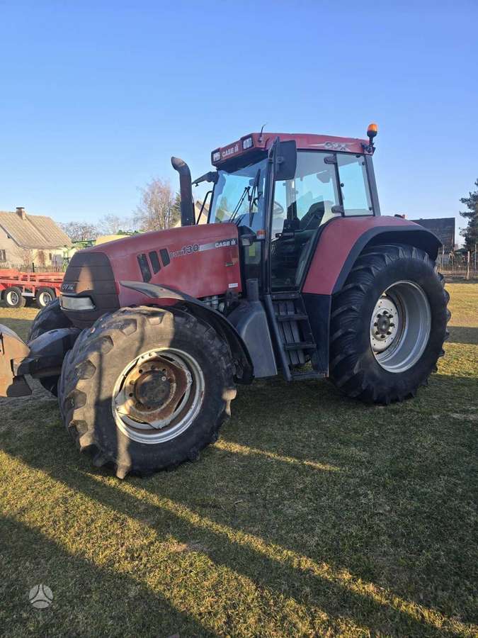 Case-IH CVX130, traktori