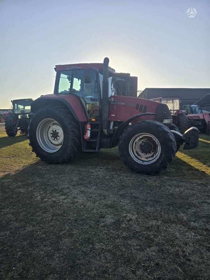 Case-IH CVX130, traktori