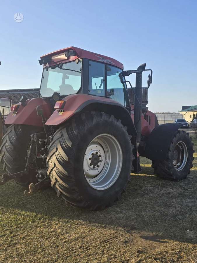 Case-IH CVX130, traktori