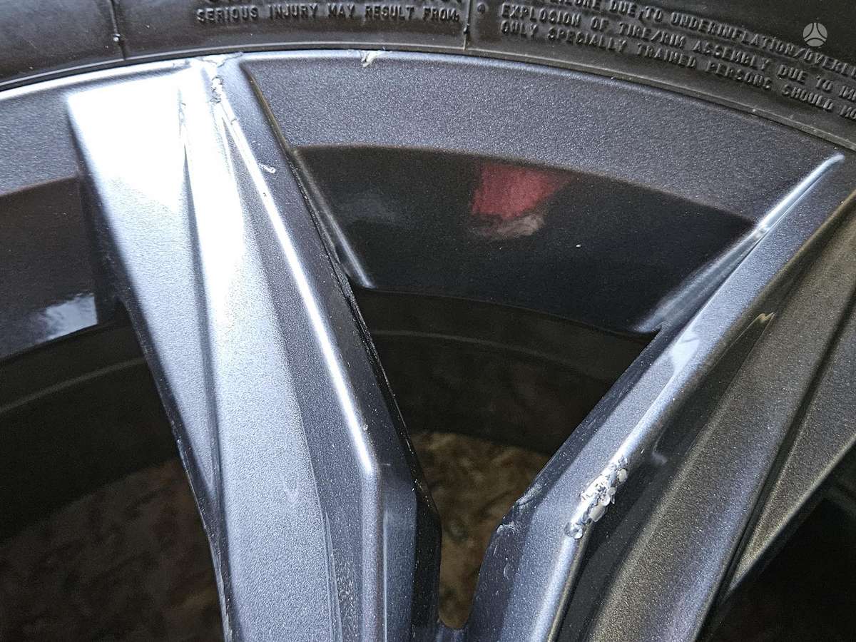 Volkswagen, light alloy, R18