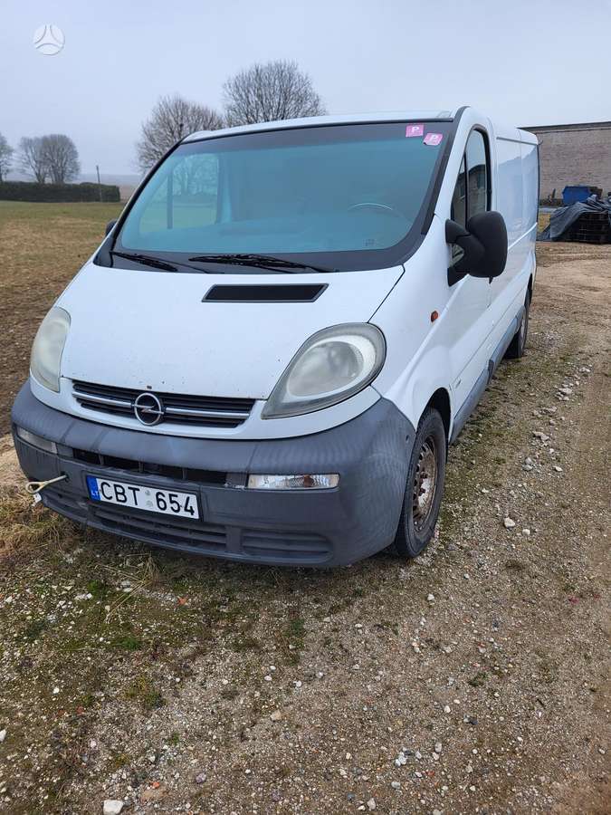 Opel Vivaro, 2004