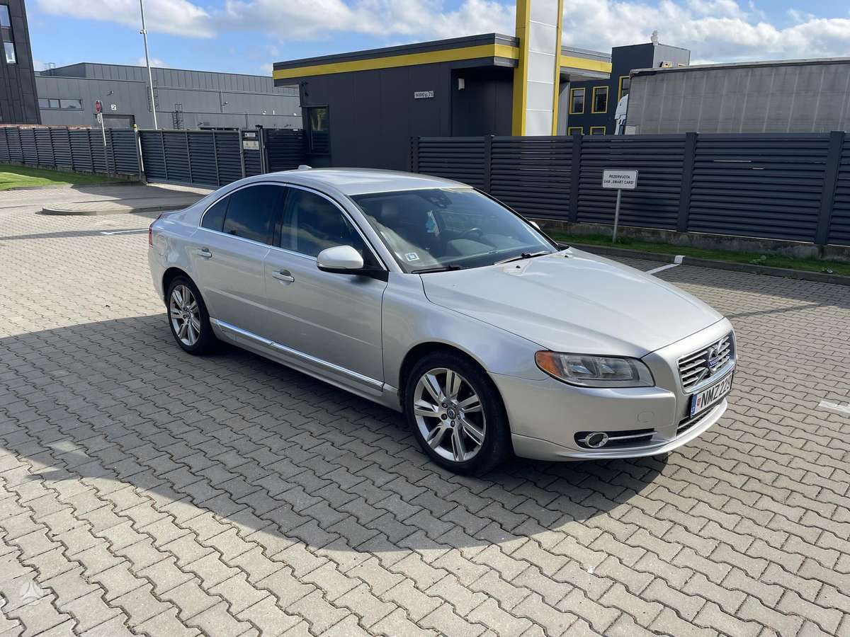 Volvo S80, 2.0 l., Седан