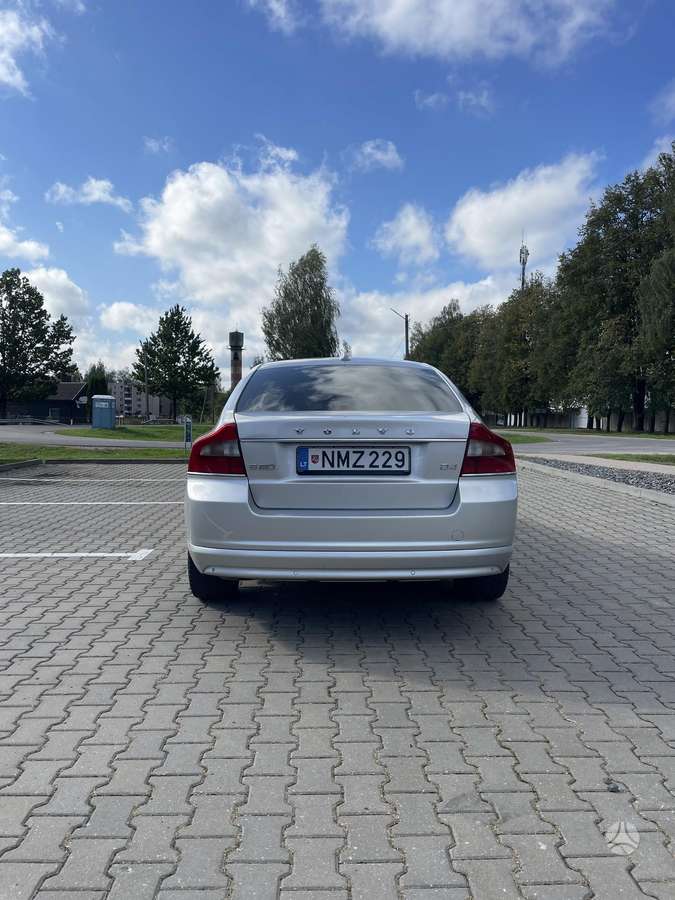 Volvo S80, 2.0 l., Седан