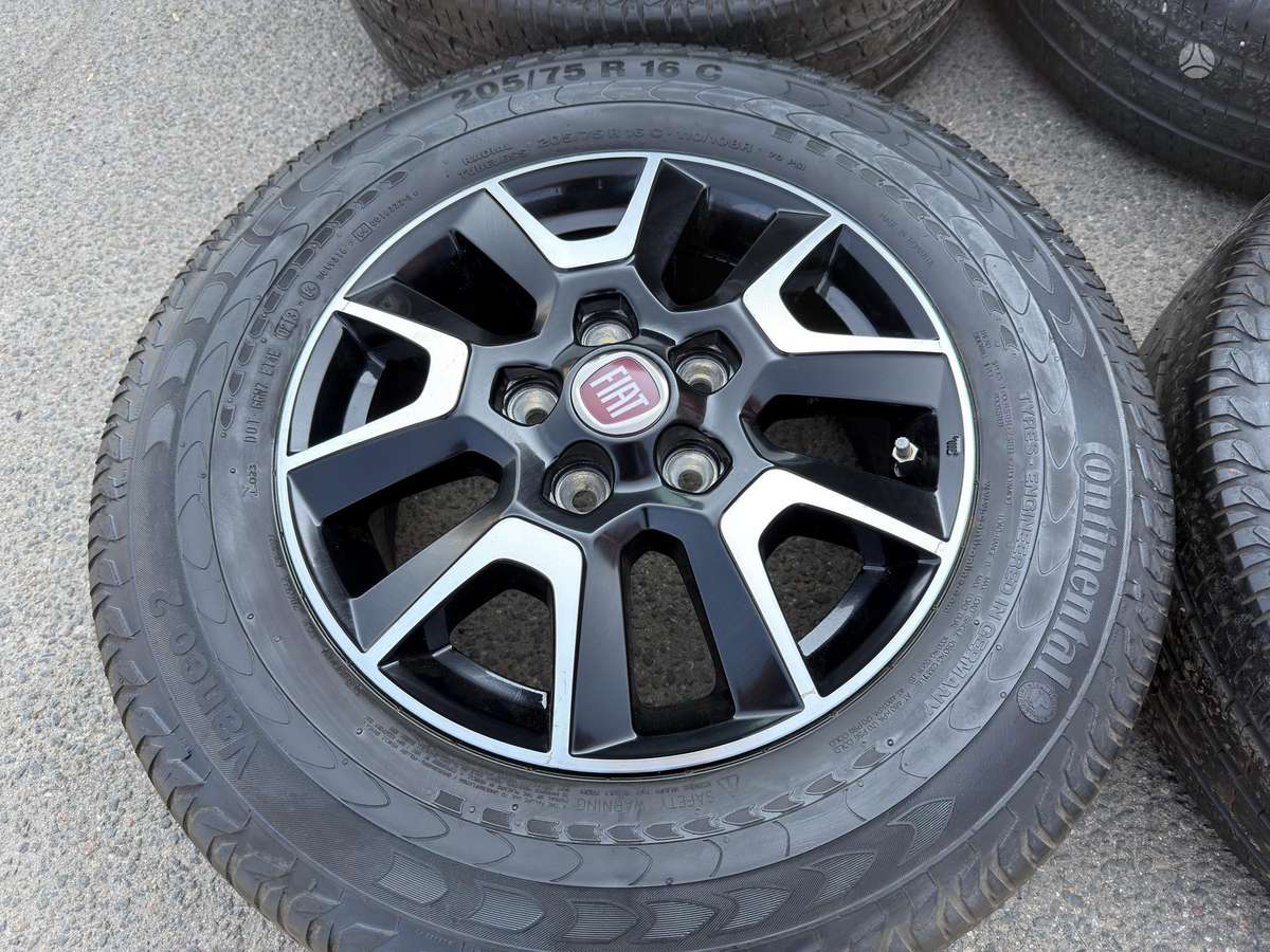 Fiat, vieglmetāla, R16