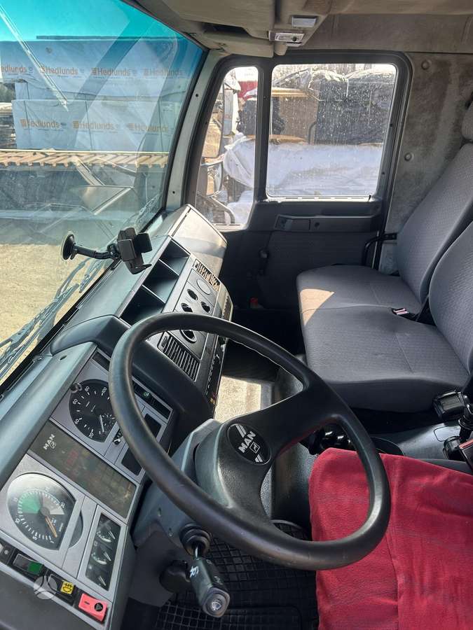 MAN L2000, bortiniai