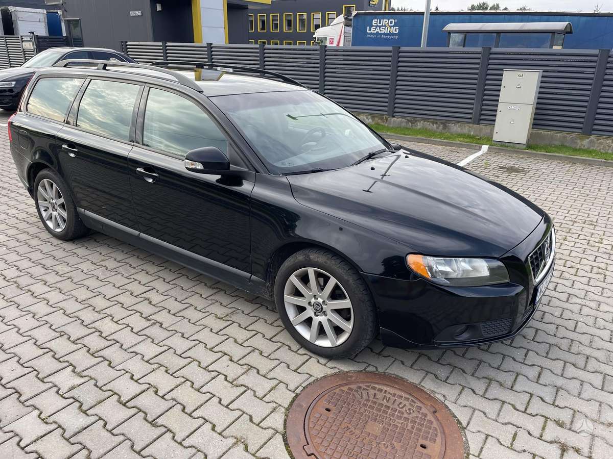 Volvo V70, 2.4 l., wagon