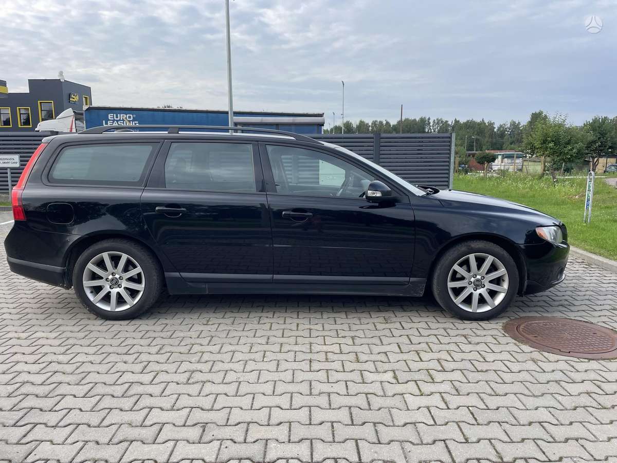 Volvo V70, 2.4 l., wagon
