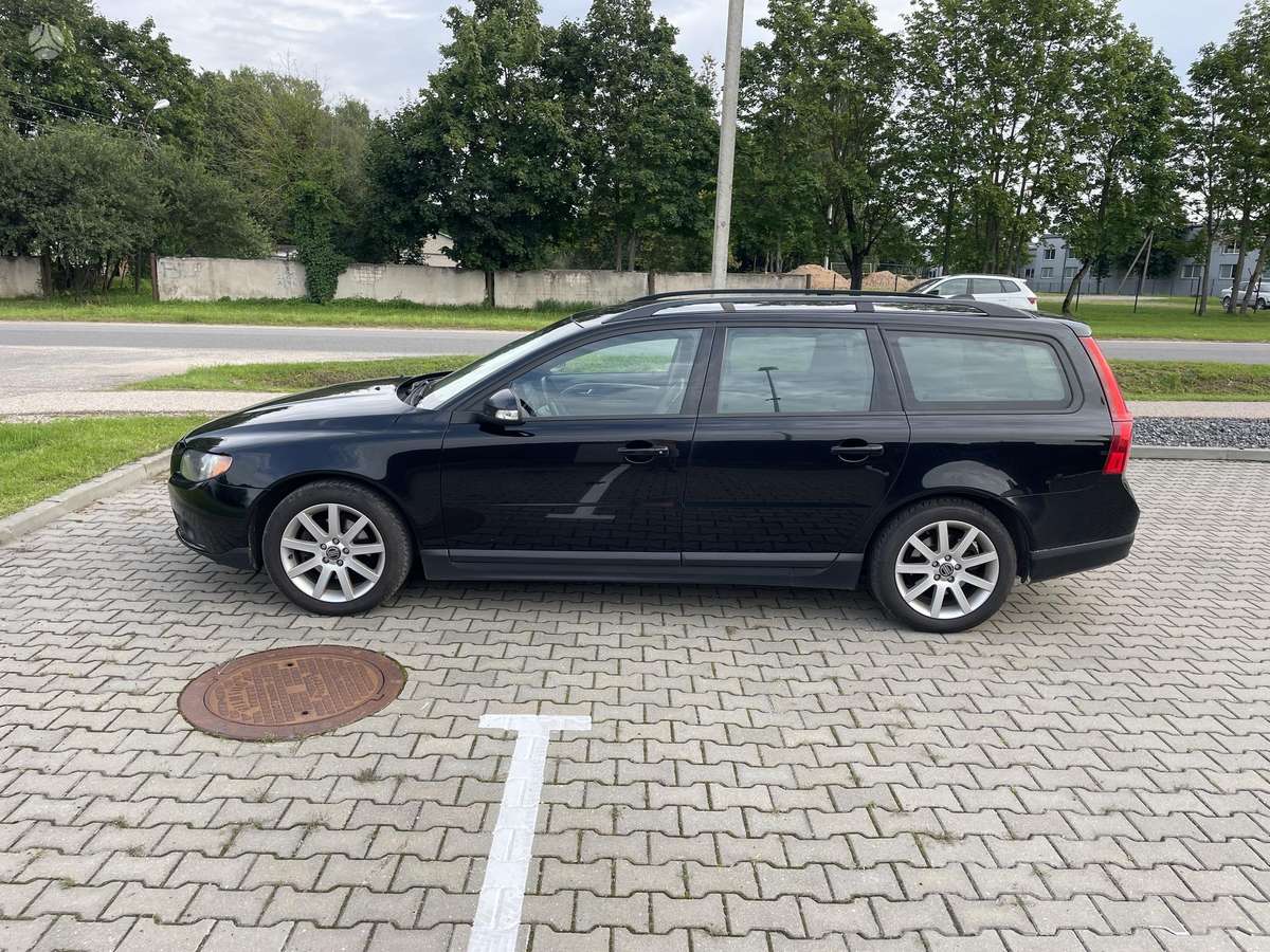 Volvo V70, 2.4 l., wagon