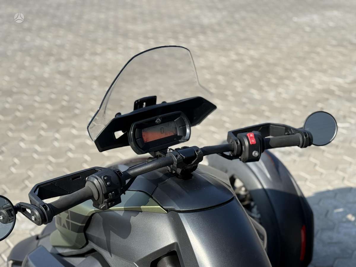 Can-Am Ryker 900cc, trikes