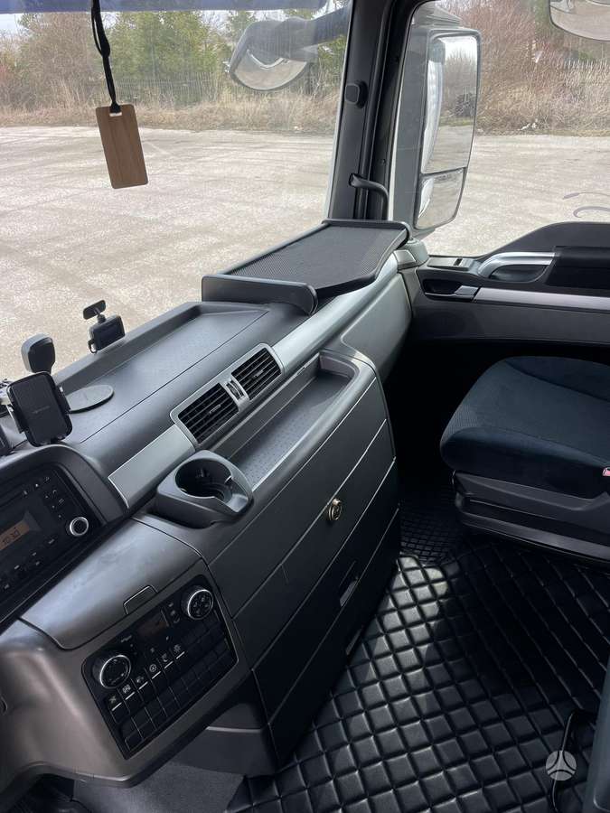 MAN Tgx 440, single sleeper