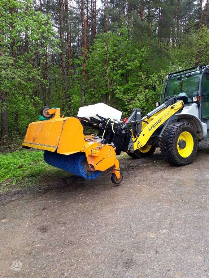 Kramer 680, фронтальные погрузчики