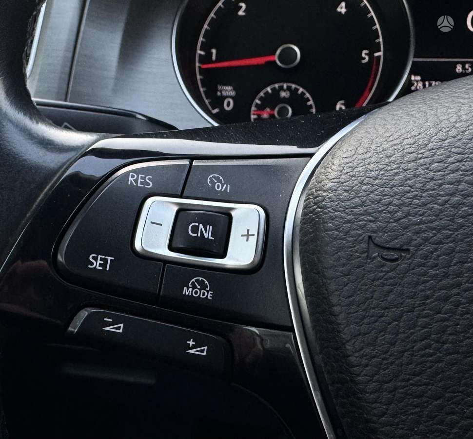 Volkswagen Golf, 1.6 l., Хэтчбек