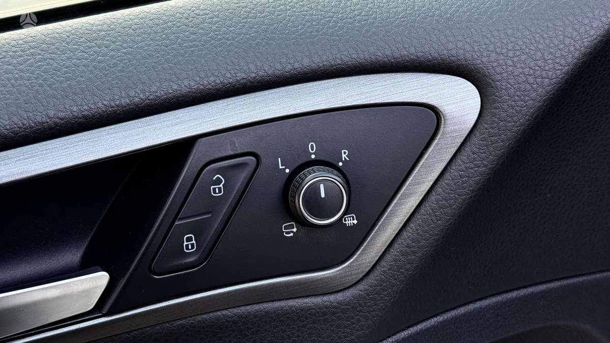 Volkswagen Golf, 1.6 l., Хэтчбек