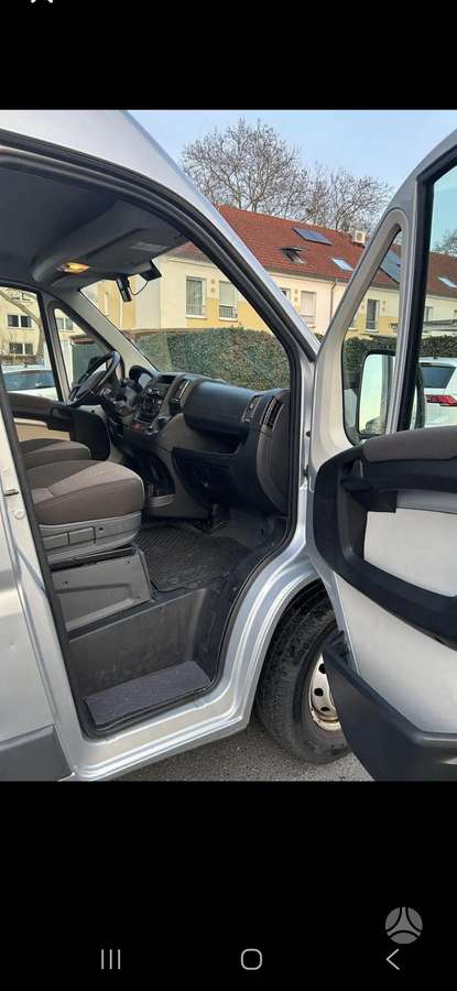 Peugeot Boxer, cargo vans