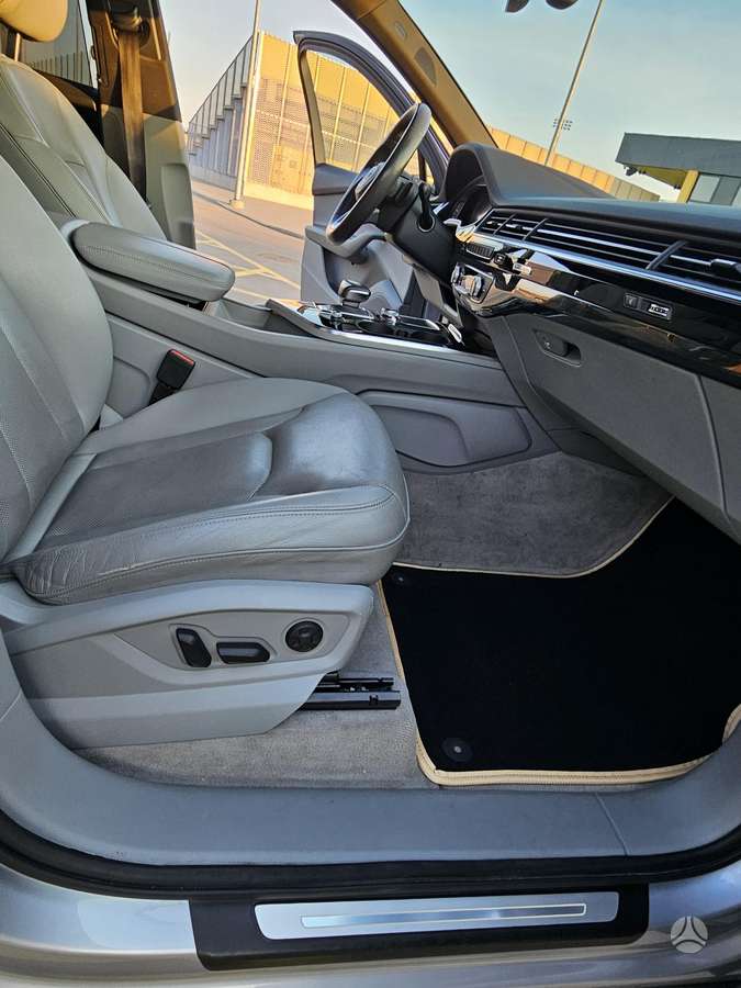 Audi Q7, 3.0 l., visureigis / krosoveris