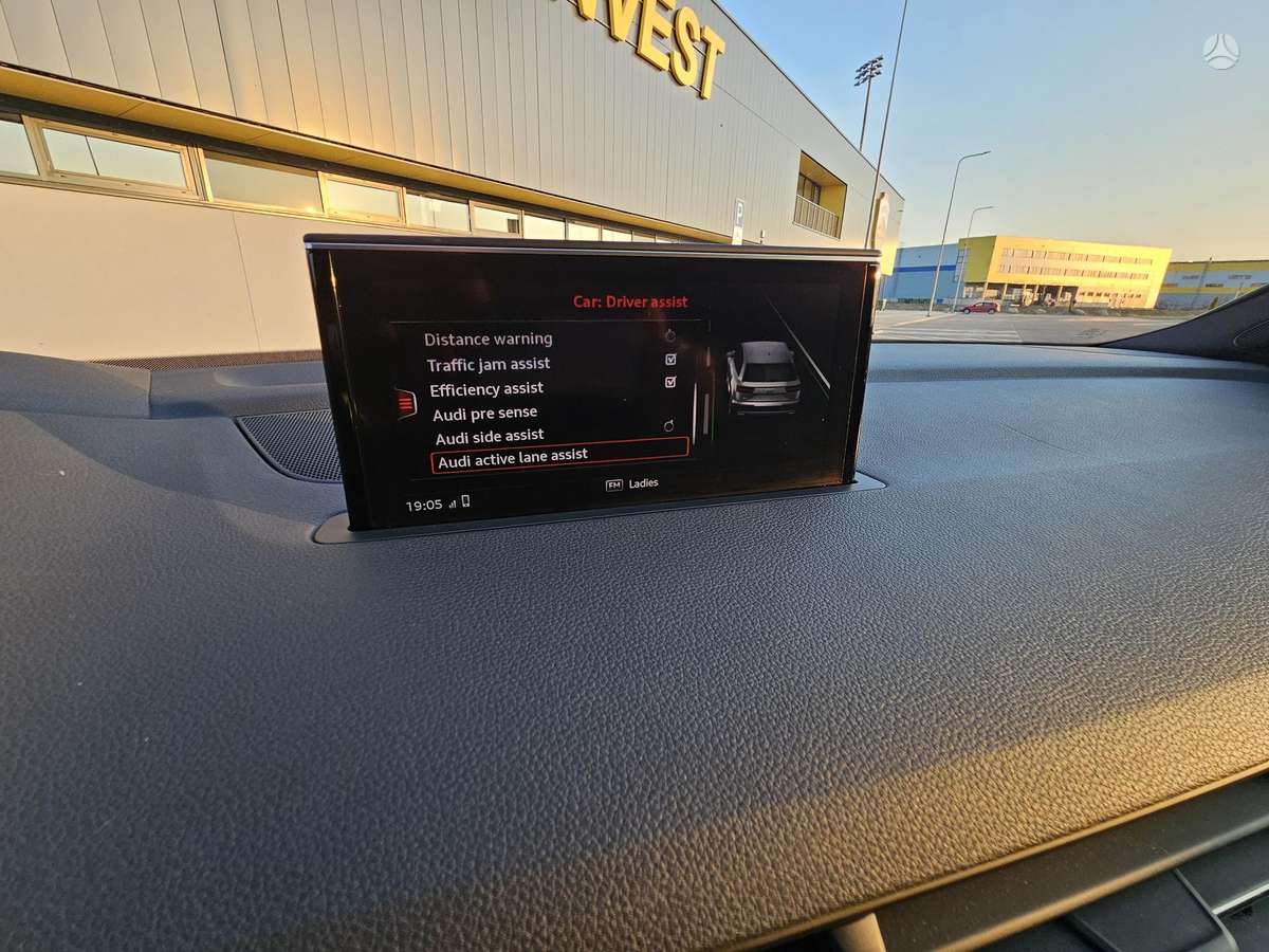 Audi Q7, 3.0 l., Внедорожник / Кроссовер