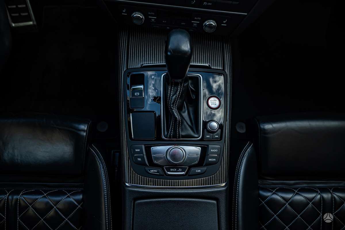 Audi S7, 4.0 l., hatchback