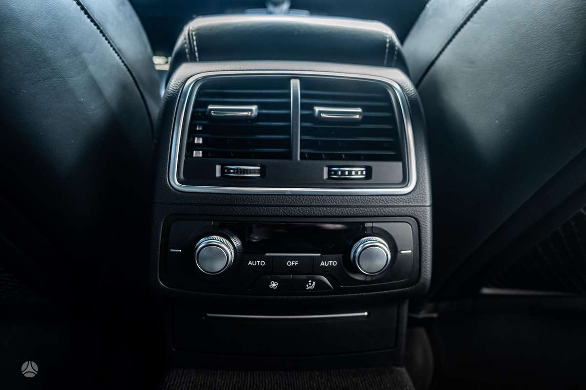 Audi S7, 4.0 l., Хэтчбек