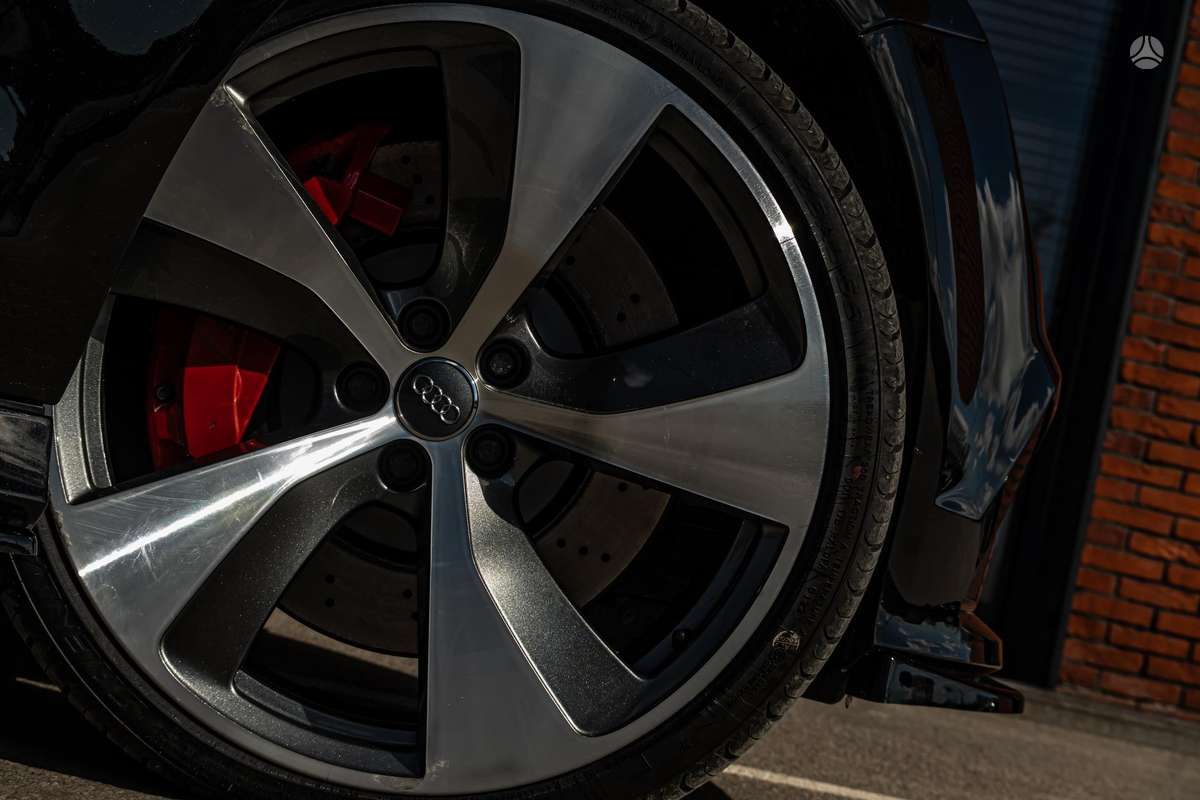 Audi S7, 4.0 l., hatchback