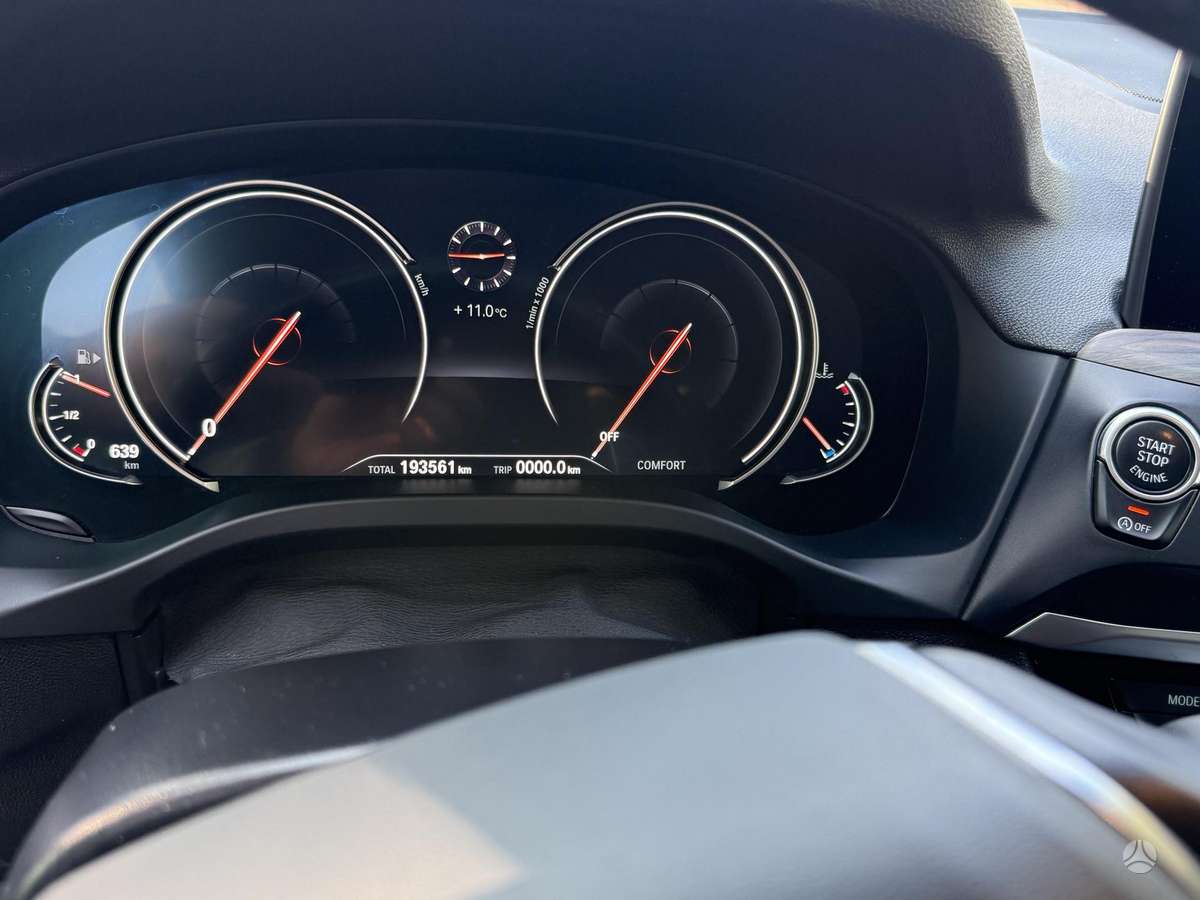 BMW X4, 2.0 l., Седан