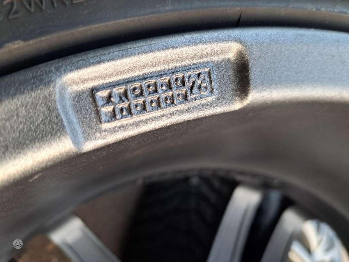 TESLA Model3, lengvojo lydinio, R18