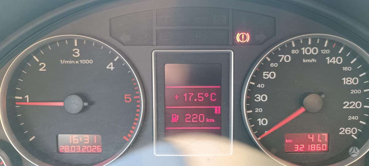 Audi A4, 1.9 l., Седан