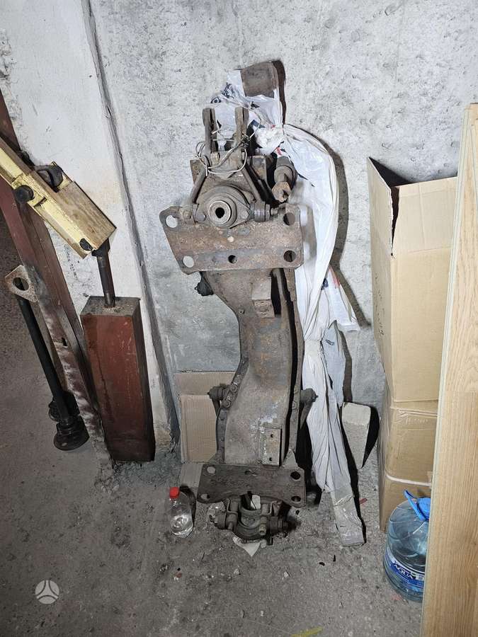 GAZ 21 apdailos detalės
