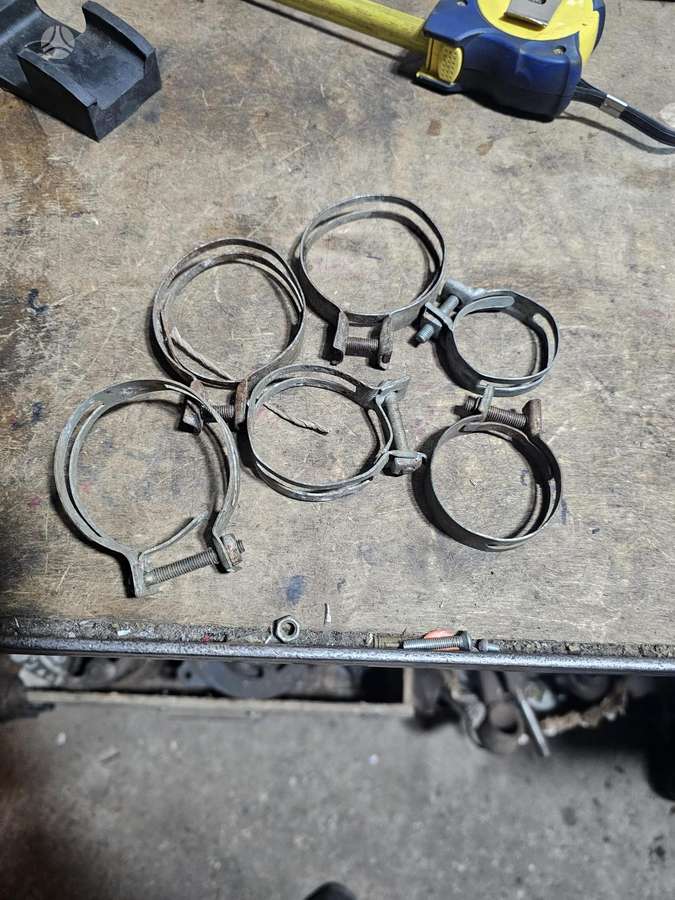GAZ 21 apdailos detalės