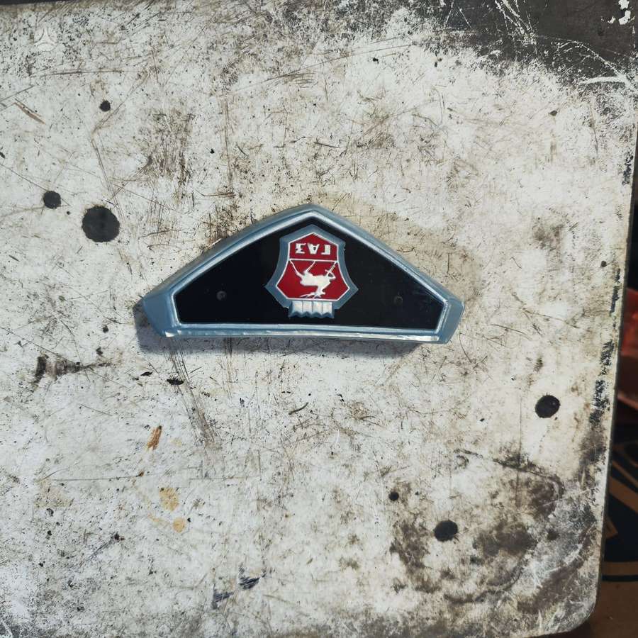 GAZ 24 отделочные детали