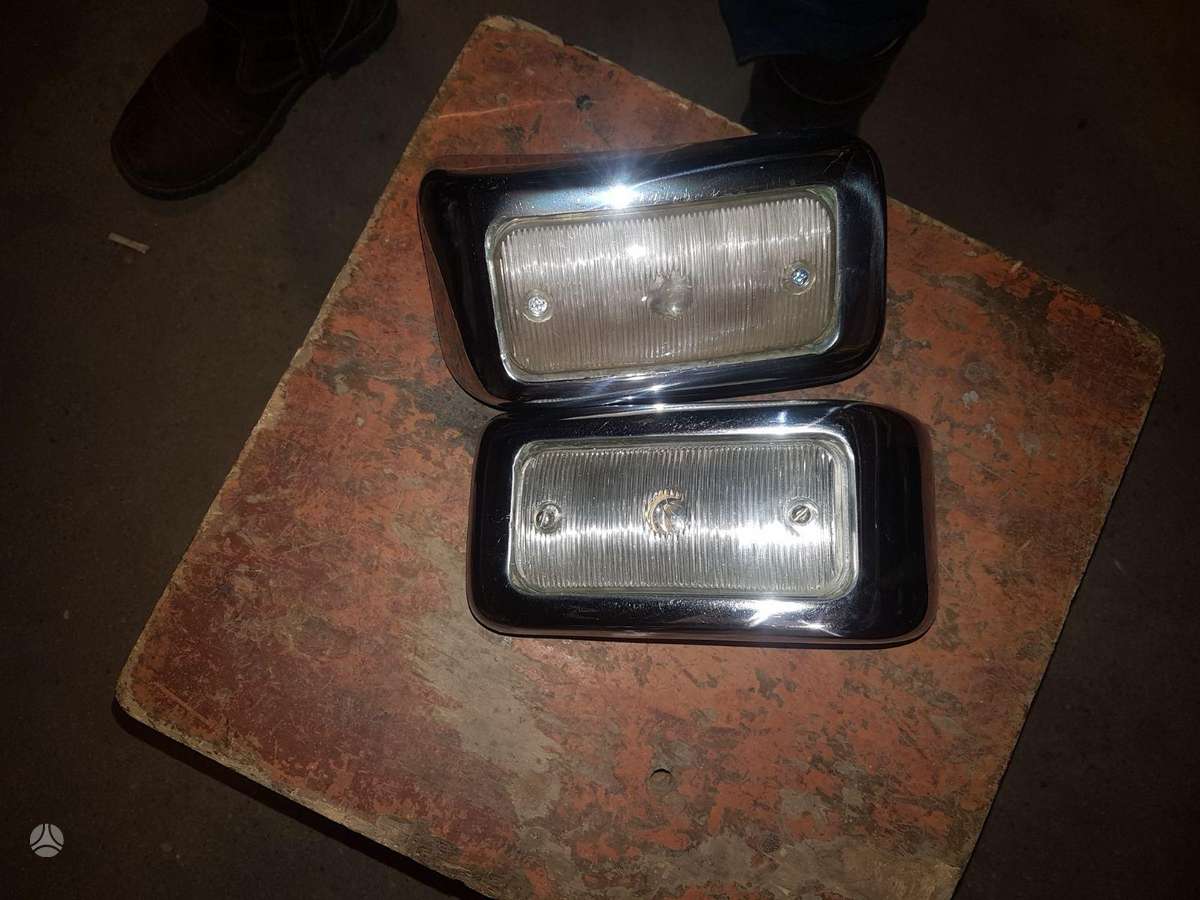 GAZ 24 apdailos detalės