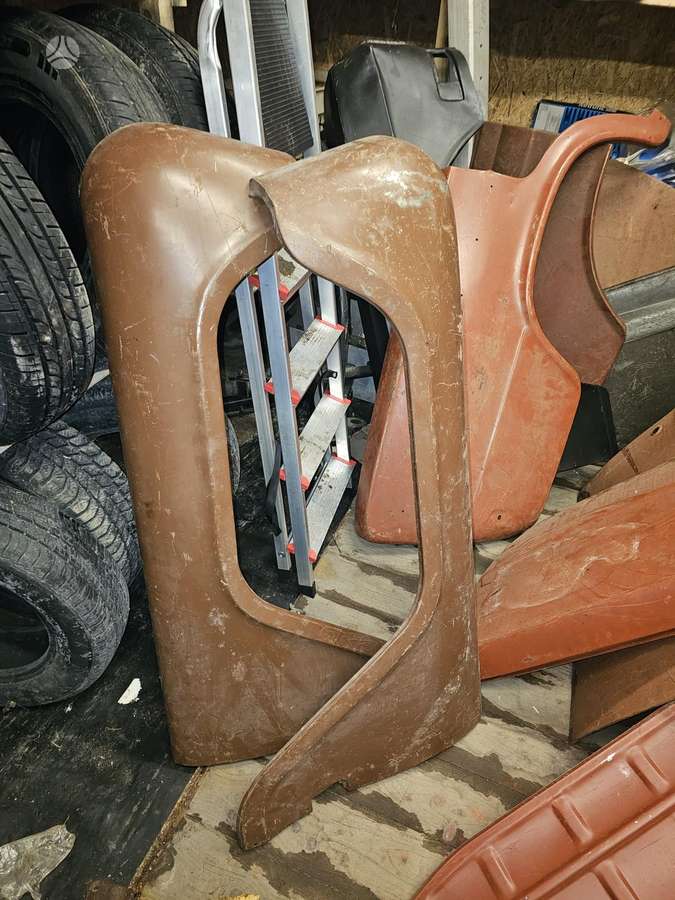 UAZ 469 apdailos detalės