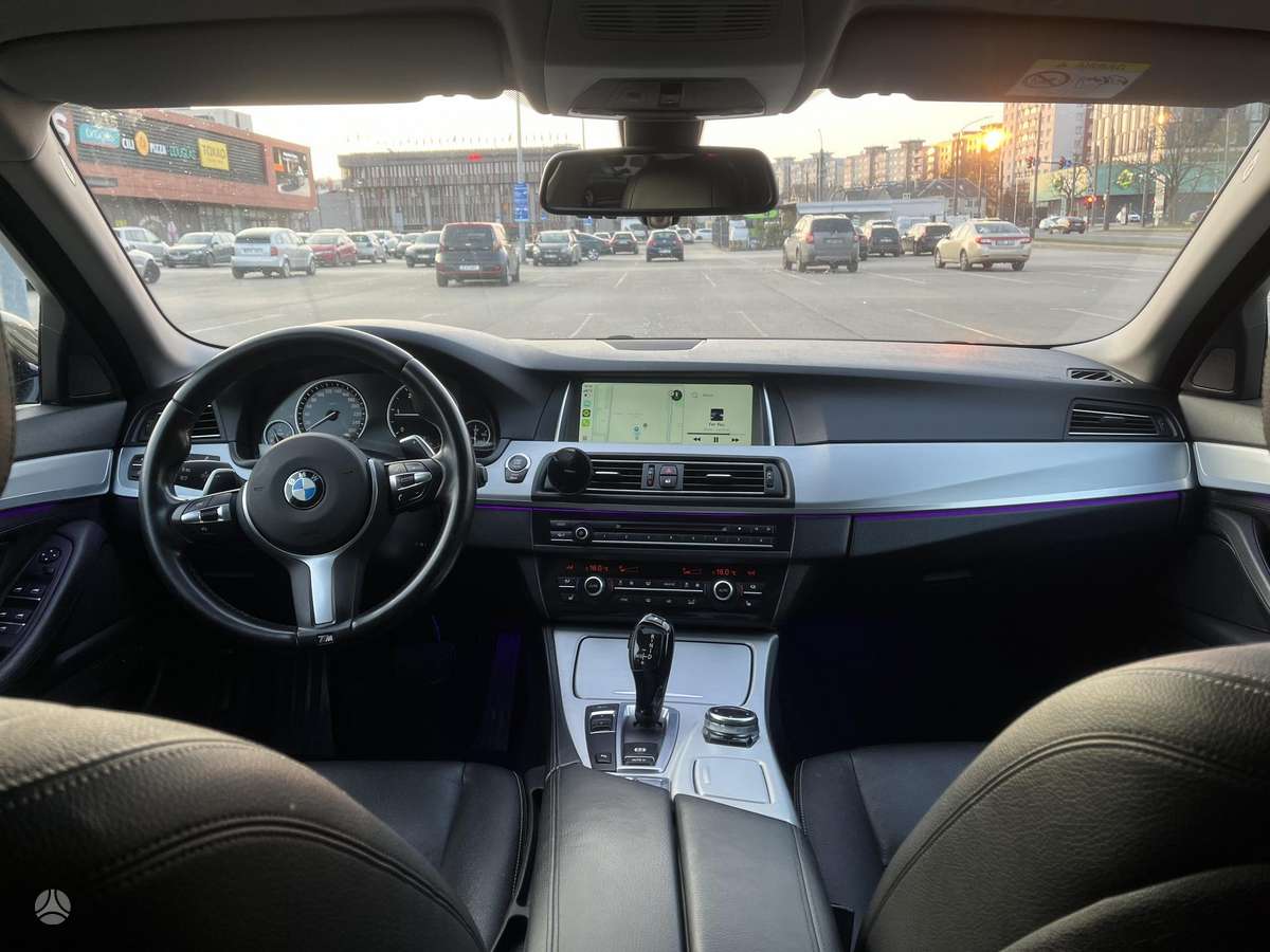 BMW 518, 2.0 l., Седан