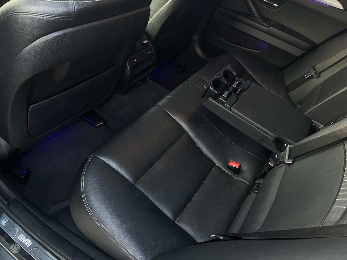 BMW 518, 2.0 l., Седан
