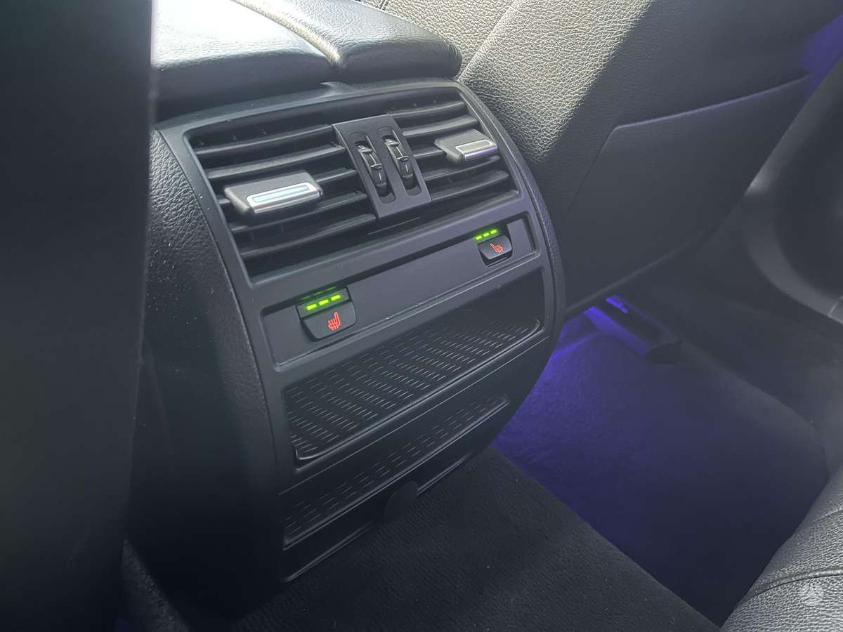 BMW 518, 2.0 l., Седан