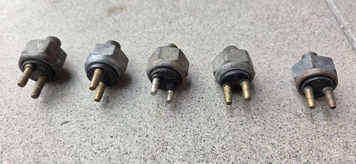 Moskvich 412 apdailos detalės