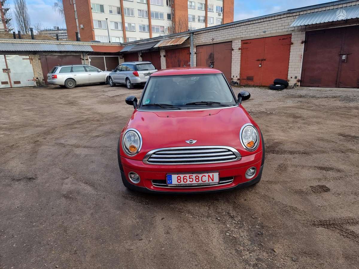 Mini Cooper, 1.4 l., hatchback