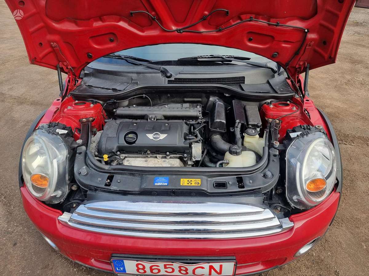 Mini Cooper, 1.4 l., hatchback