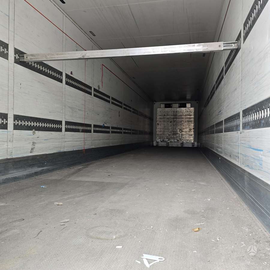 Schmitz SKO24 Carrier Vector 1550 9400h, refrigerated