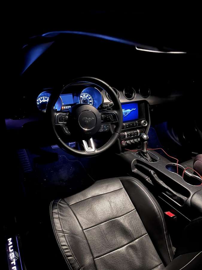 Ford Mustang, 2.3 l., convertible