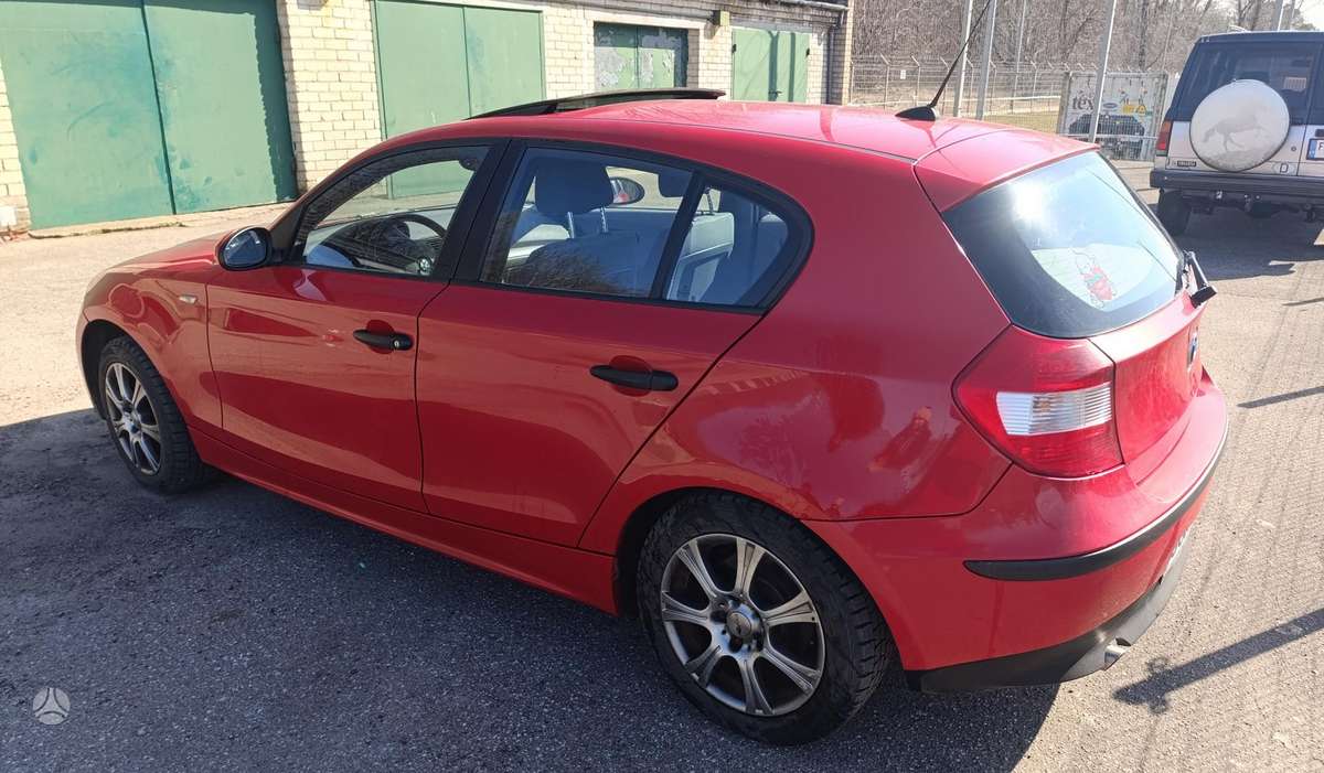 BMW 116, 1.6 l., hatchback