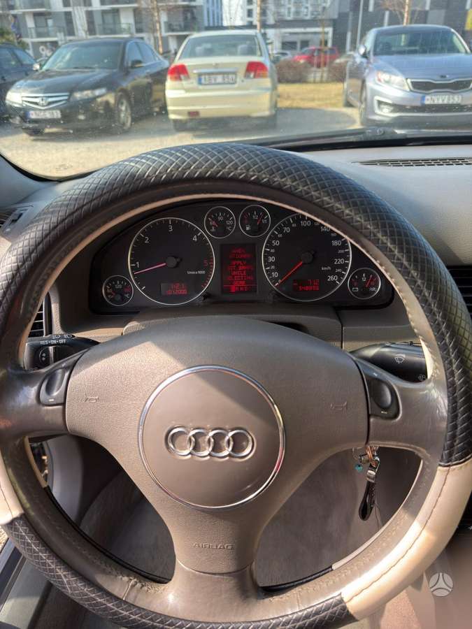 Audi A6, 2.5 l., sedanas