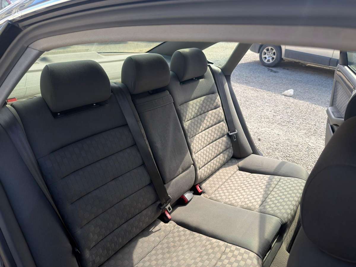 Audi A6, 2.5 l., sedanas
