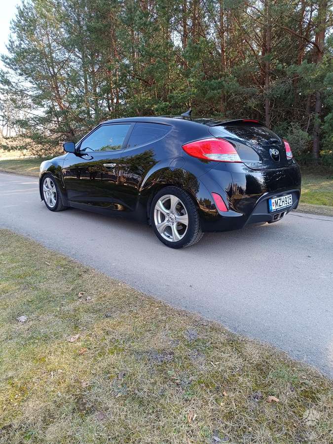 Hyundai Veloster, 1.6 l., hatchback